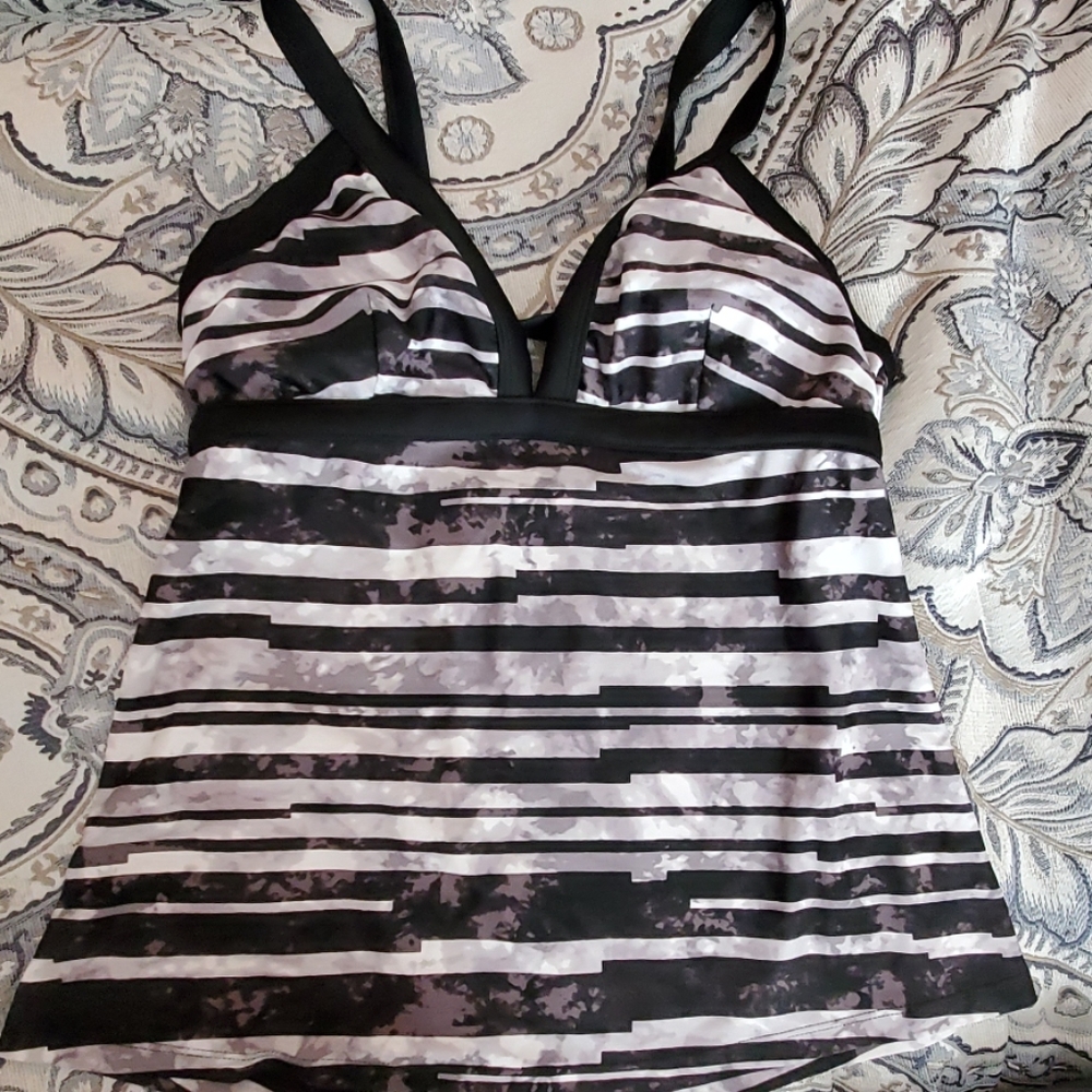 Swim top
